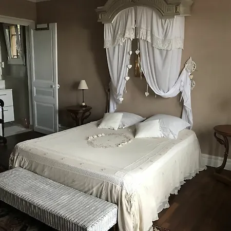 Hotel L'oustalounet D'hotes 3*